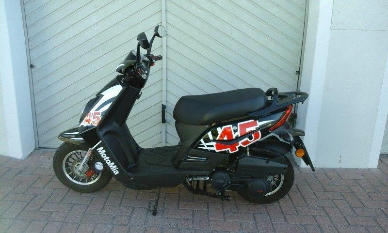 2015 Motomia Beretta 125cc fully automatic scooter in very good condition, Registered and licenced