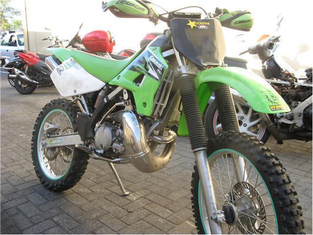 KAWASAKI KDX 200 - EXCELLENT CONDITION !!