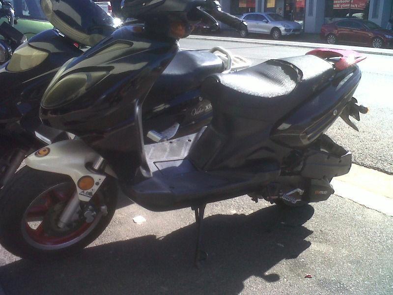 Scooter Gomoto 125cc for 4000