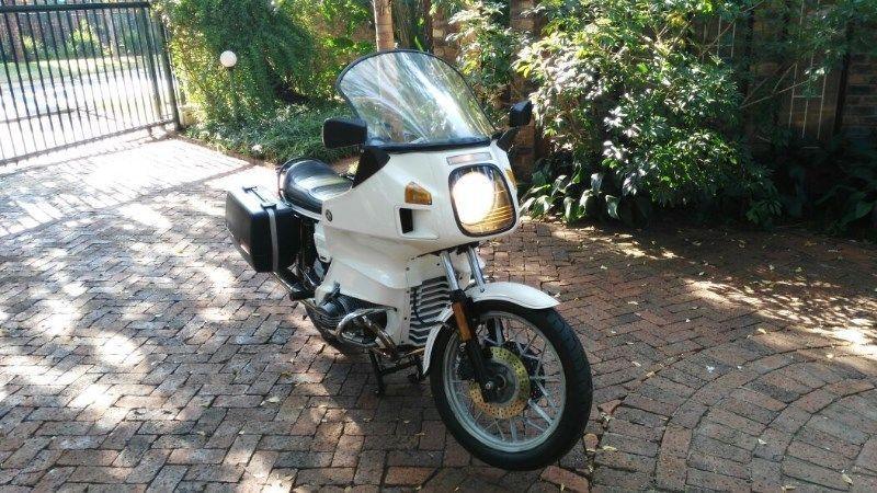 BMW R100 RT Touring Motorbike (1000cc) - 1984 - Excellent Condition