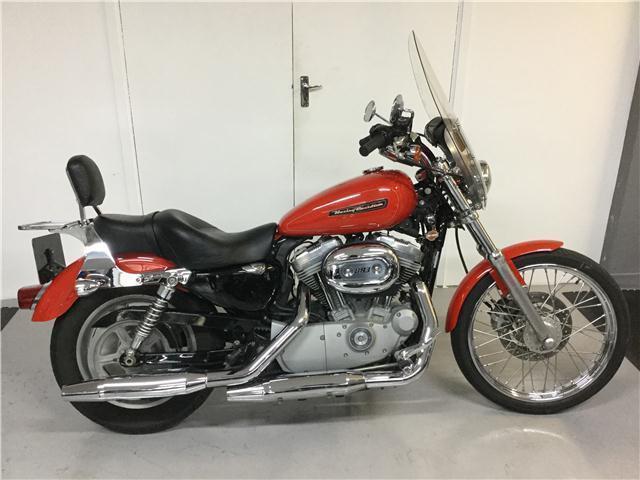 Harley-Davidson Sportster 883 Custom Low-METALHEADS MOTORCYLES