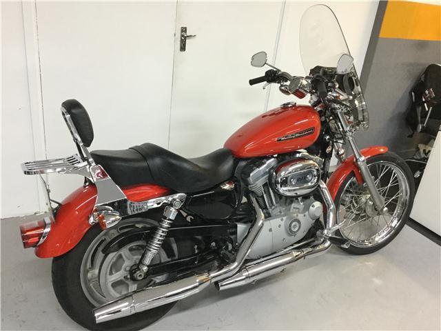 Harley-Davidson Sportster 883 Custom Low-METALHEADS MOTORCYLES