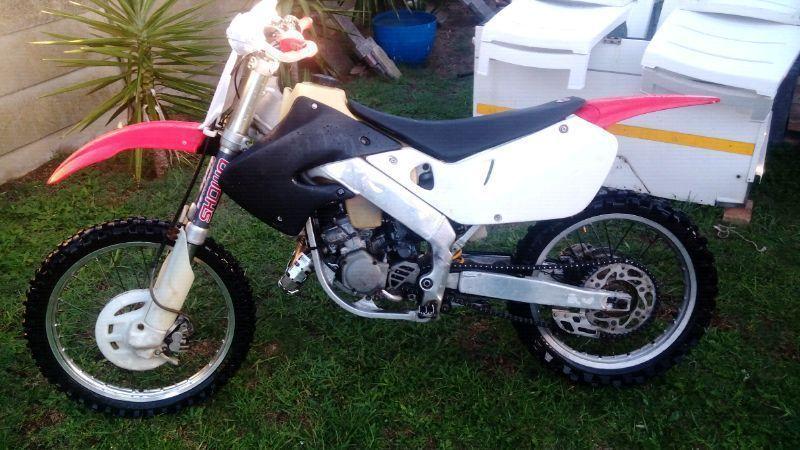 Honda CR125R 2 stroke