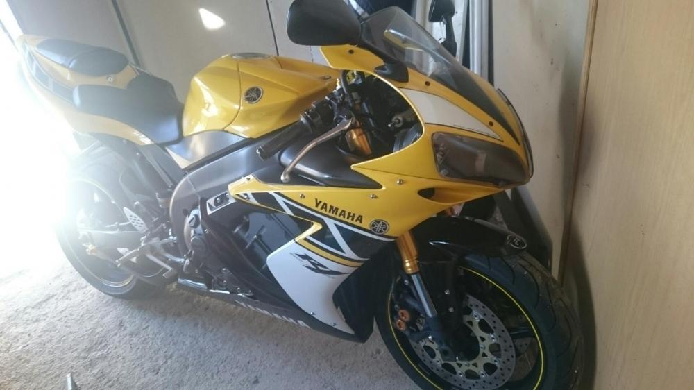 Yamaha R1 50th anniversary edition