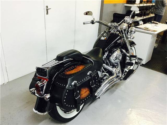 Harley-Davidson Deluxe Softail - METALHEADS MOTORCYCLES