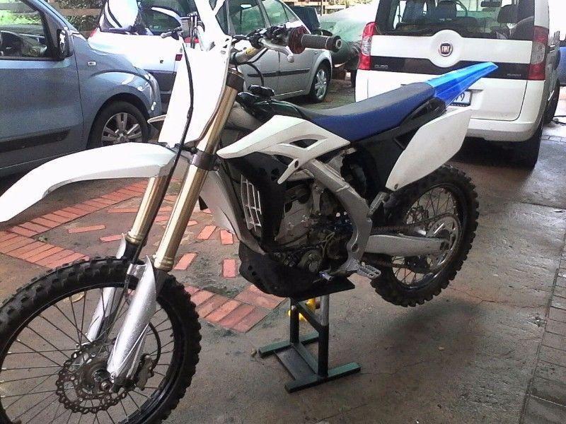 2011 Yamaha YZF