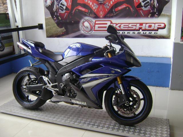 Yamaha YZF-R1 with 31944km available now!