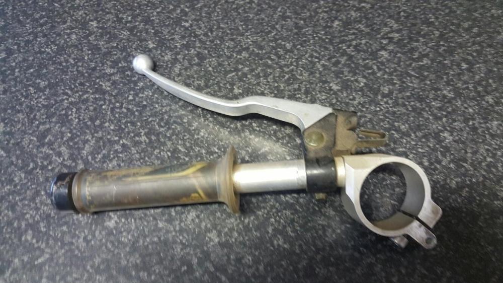 98-02 Yamaha R1 handlebar