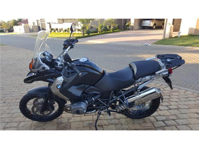 2013 BMW R1200GS Triple Black Edition