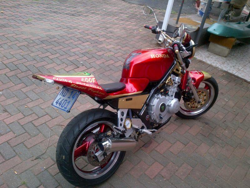 1990 Honda CB1 400F NC27