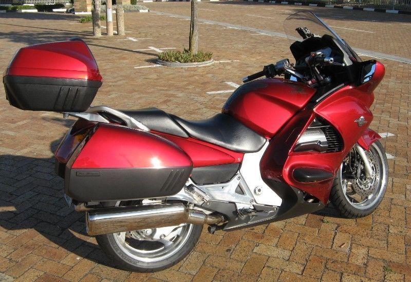 2010 Honda Pan European
