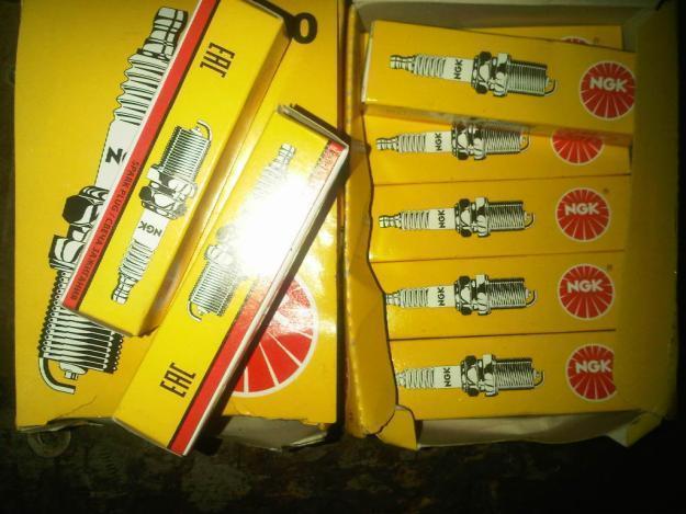 Wholesalers: spark PLUGS R49 EACH OR BOX R400 ATCLIVES BIKES