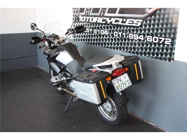 2006 BMW , with 39000km available now!