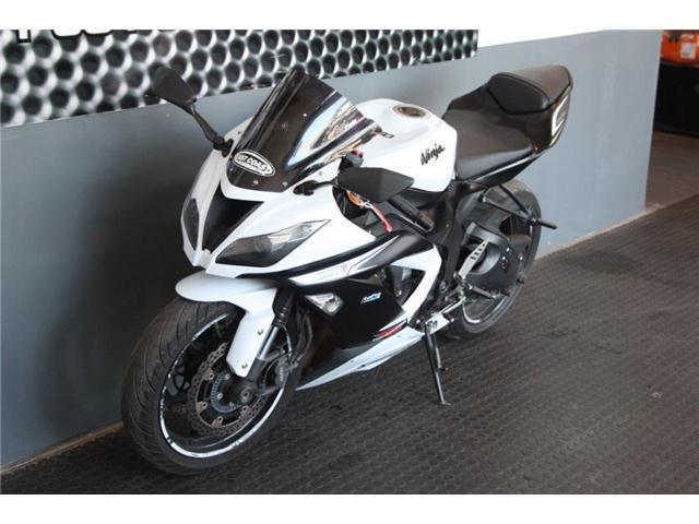 2013 KAWASAKI , with 27000km available now!