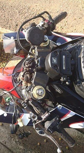 Honda CBR 1000 RR 07 accident damaged (not coded)