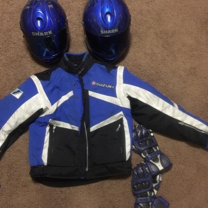 Helmets 2x Jacket and gloves