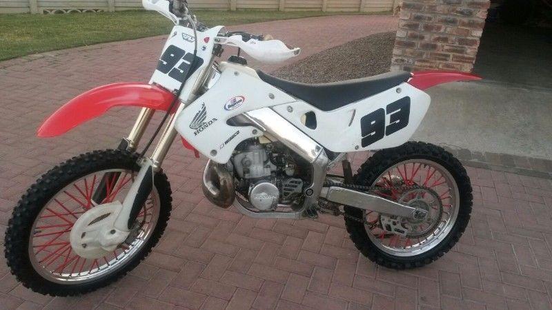 2000 Honda CR250 2-Stroke