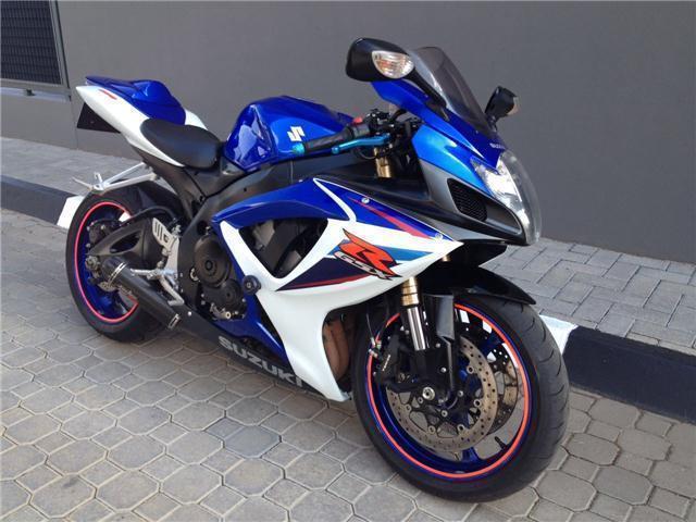 SUZUKI GSXR 600 K7