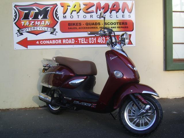 Puzey Salsa 150cc Scooter @ Tazman Motorcycles