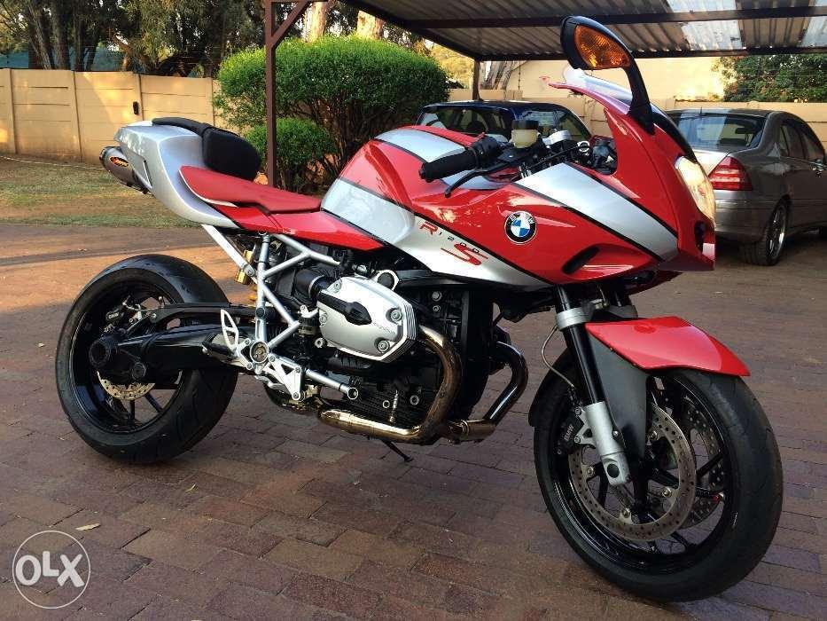 BMW R1200s