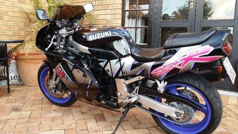Suzuki GSX-R 750 SLINGSHOT