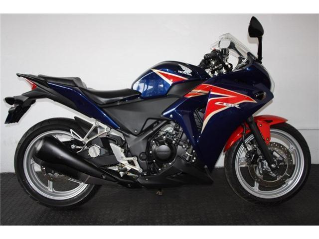 2011 Honda CBR250, with 11000km available now!