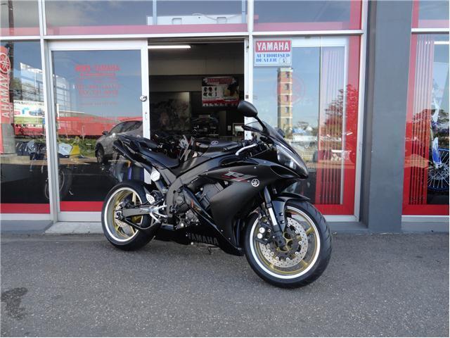 2006 Yamaha YZF R1 For Sale