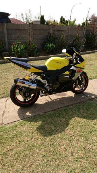 Suzuki GSXR 750 K5