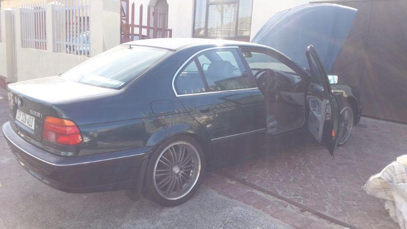 1996 BMW e39 528i swap for 600cc with cash difference