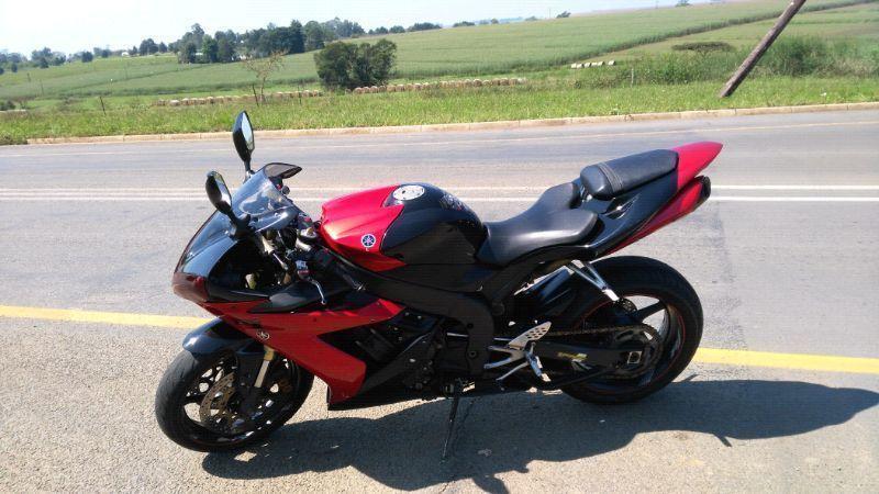 Yamaha R1 05/6