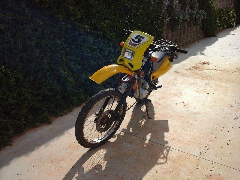 250 cc scrambler for sale with papers, in every day use, R4800