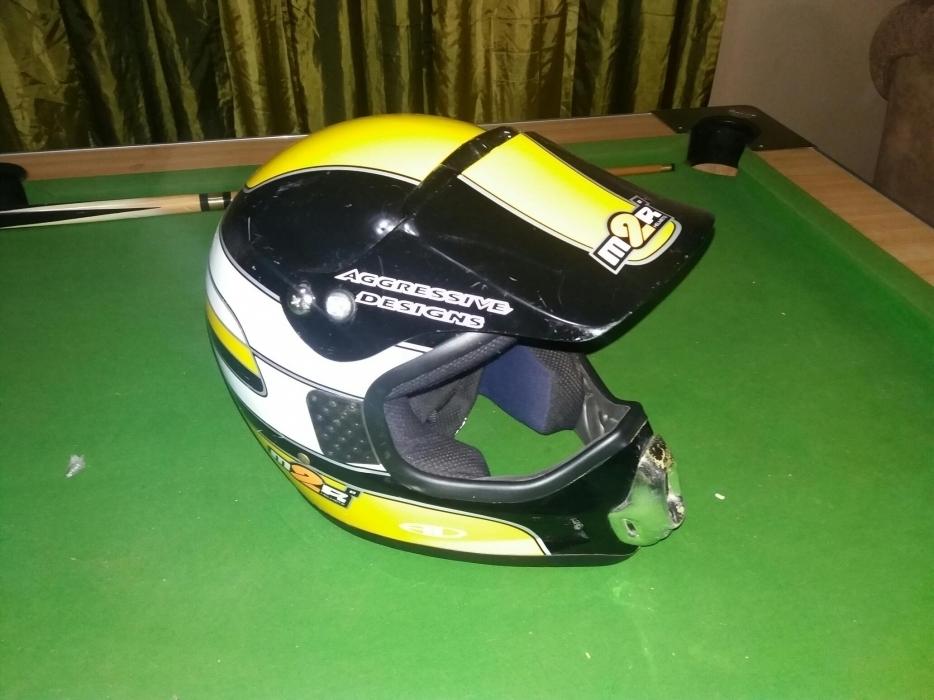 M2R off road helmet