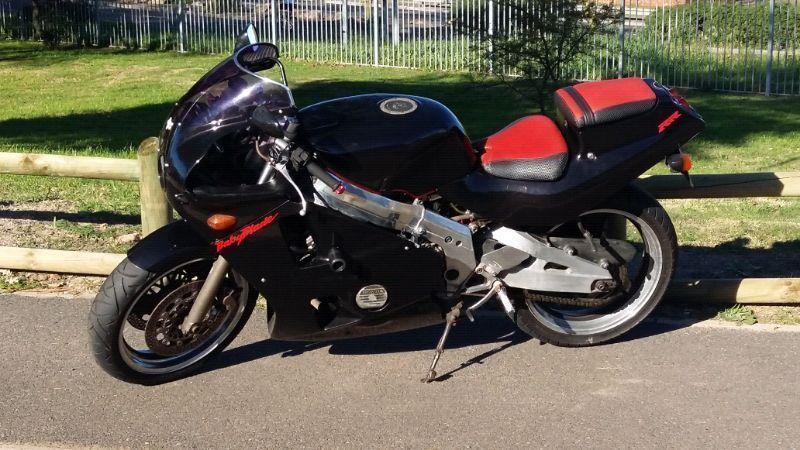 CBR 400 RR