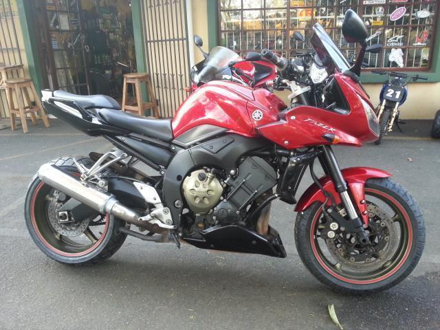 YAMAHA FAZER 1000 @ TAZMAN MOTORCYCLES