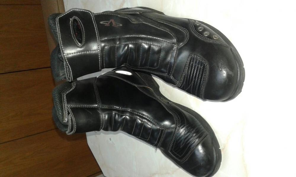 Vega Nitro -motorcycle short boots