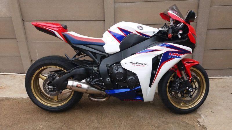 CBR 1000 Urgent sale!!!