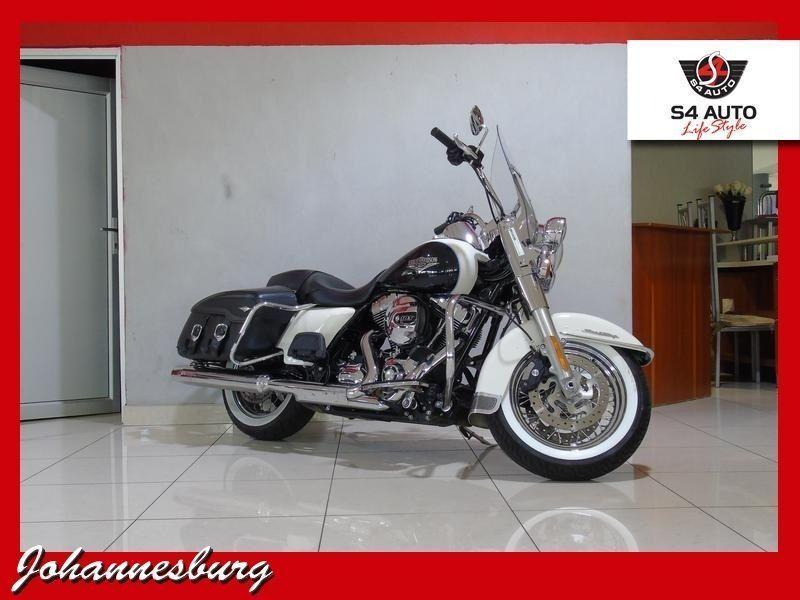 2014 Harley Davidson Touring Road King Classic