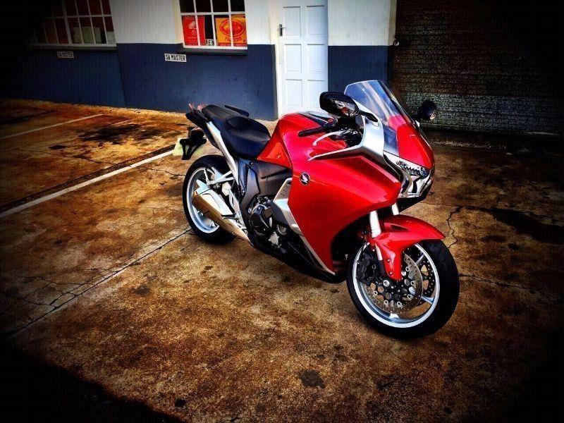 Honda VFR 1200F Auto in mint condition, only 9,500km
