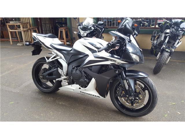 Honda CBR 600 RR @ TAZMAN MOTORCYCLES