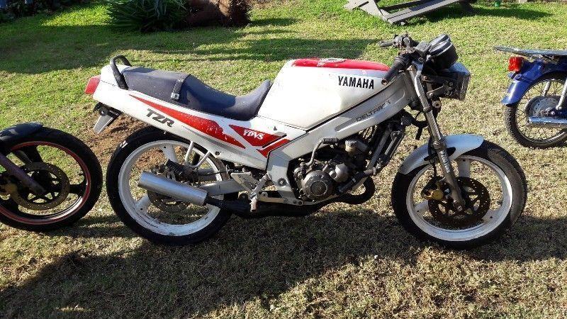 two 1997 Yamaha tzr125s ypvs projects