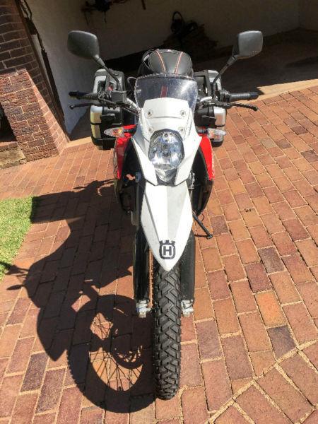 Husqvarna 650 TERRA, with extras, Garmin 390 and KTM wall trickle charger - All in Mint Condidtion