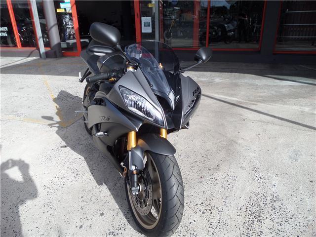 2015 YAMAHA , with 1000km available now!