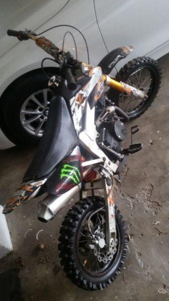 CRX 125 pitbike