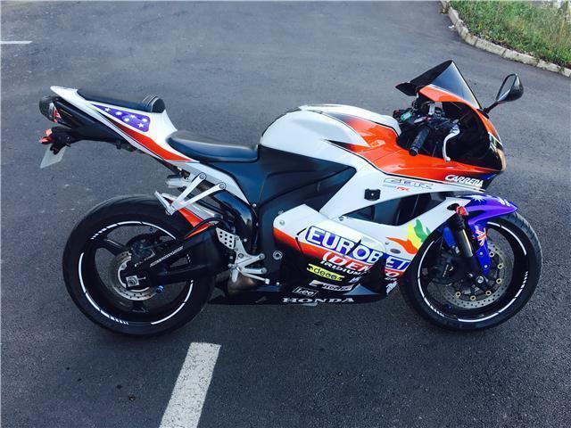 CBR 600 RR - SHOWROOM QUALITY!! FULL SPEC!!