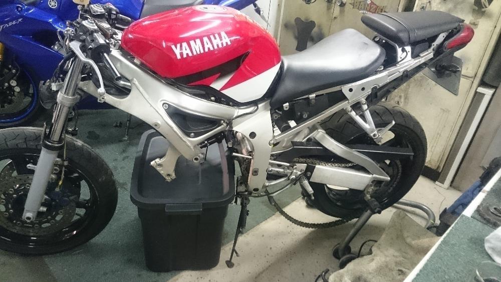 Yamaha R6 99 model stripping for spares