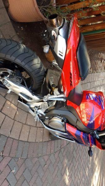 2005 Honda CBR