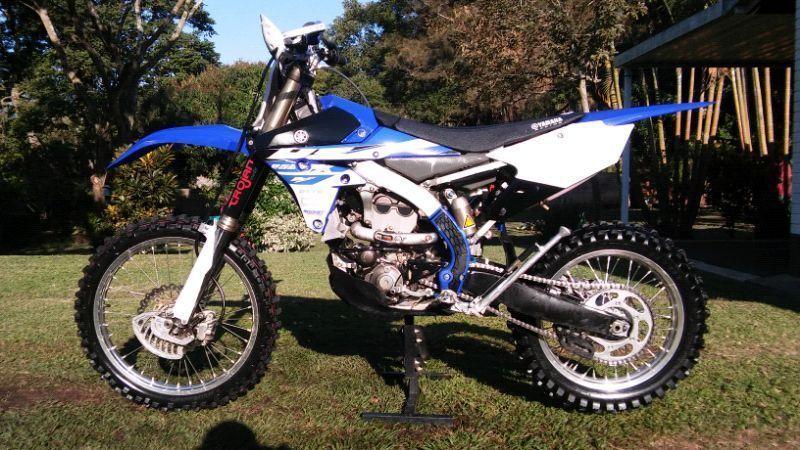 2015 YZ250 FX IN IMMACULATE CONDITION LOW HOURS LOTS OF EXTRAS