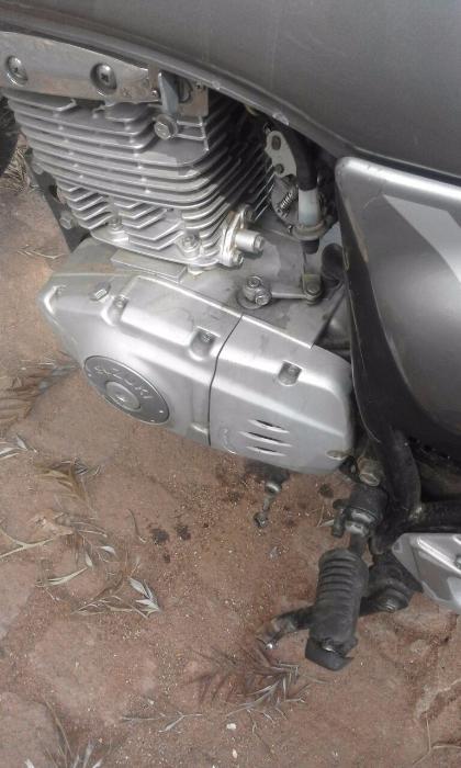 Suzuki 125 cc motorbike for sale perfect for deliveries accident free