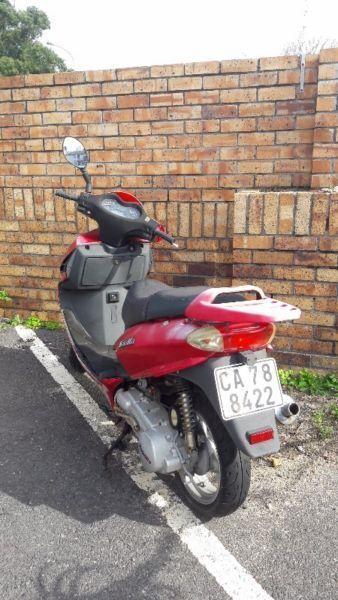 LOW MILEAGE Motomia 150cc Java Scooter For Sale: Priced to sell!