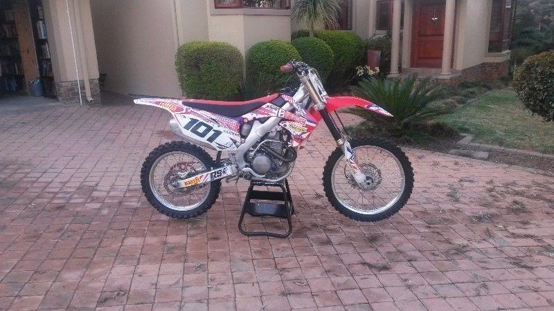 2010 Honda CRF 250 R, fuel injected